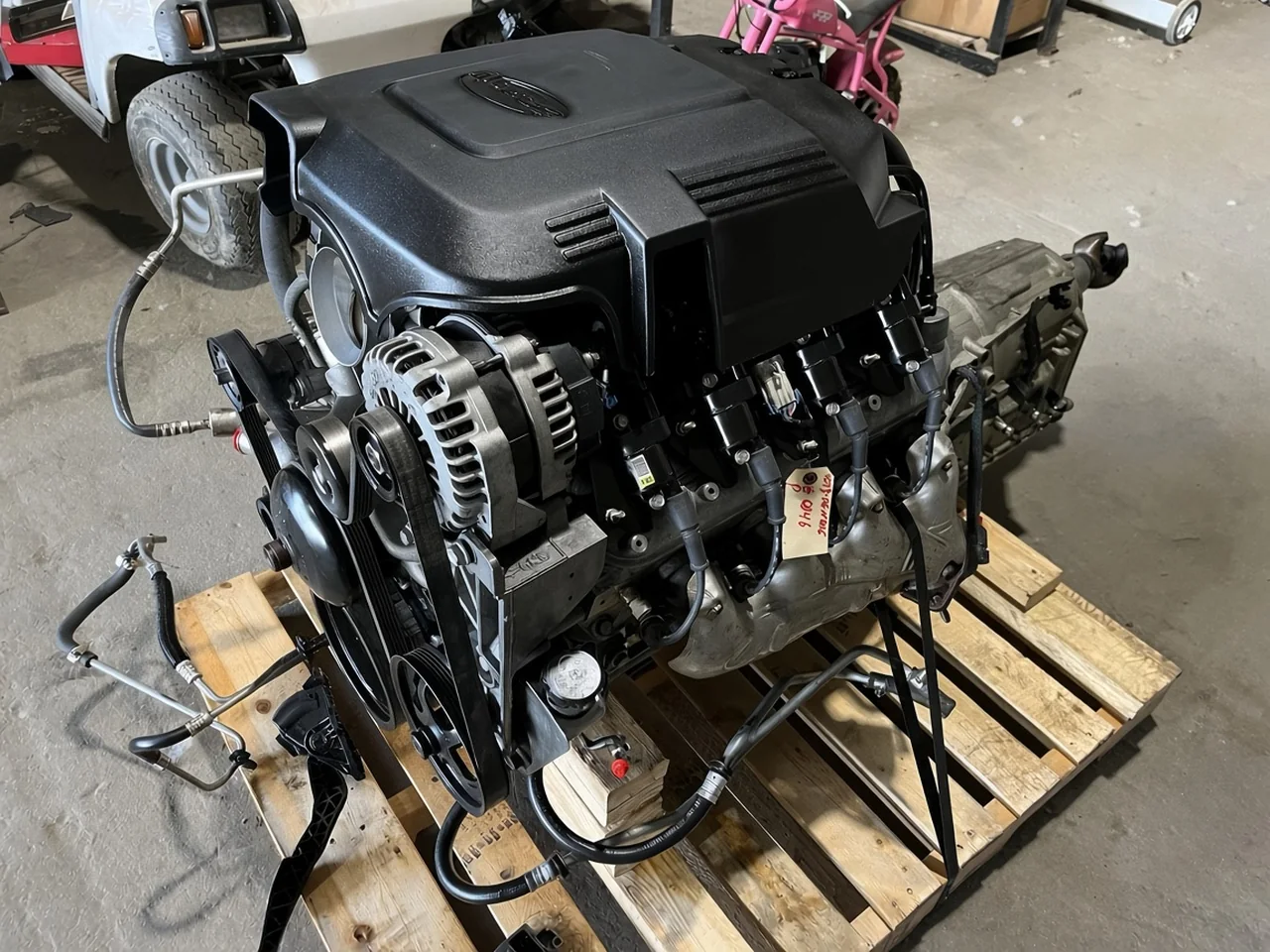 RAM 6.4L HEMI 2014-2017 HD Engine — product photo