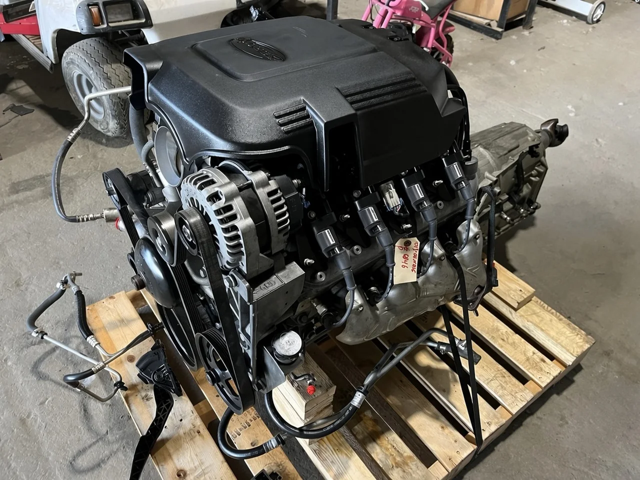 Chevy 6.2L L9H 2009-2013 Engine — product photo