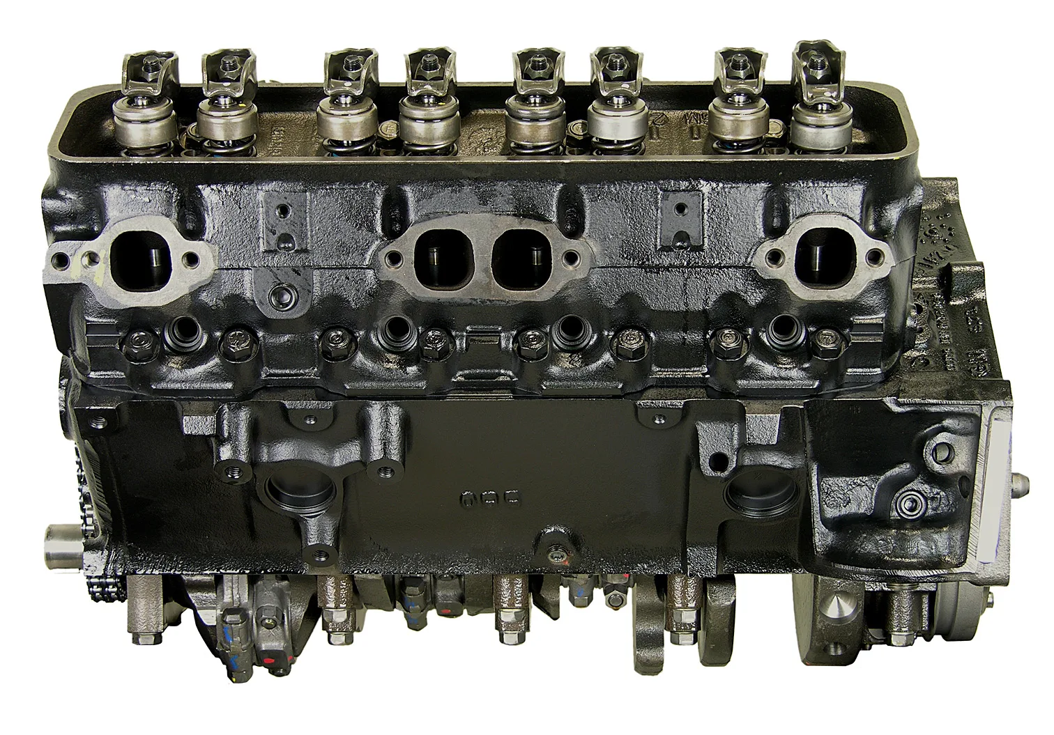 Chevy 350 5.7L V8 4 Bolt Main intake manifold and throttle body detail