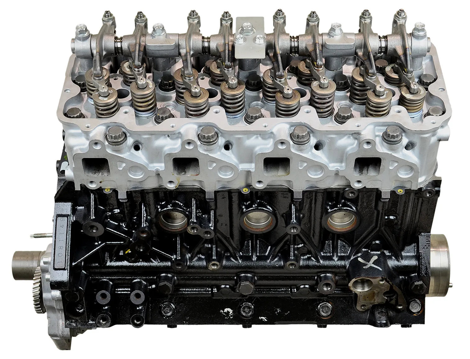 Chevy 6.6L Duramax LBZ V8 intake manifold and throttle body detail