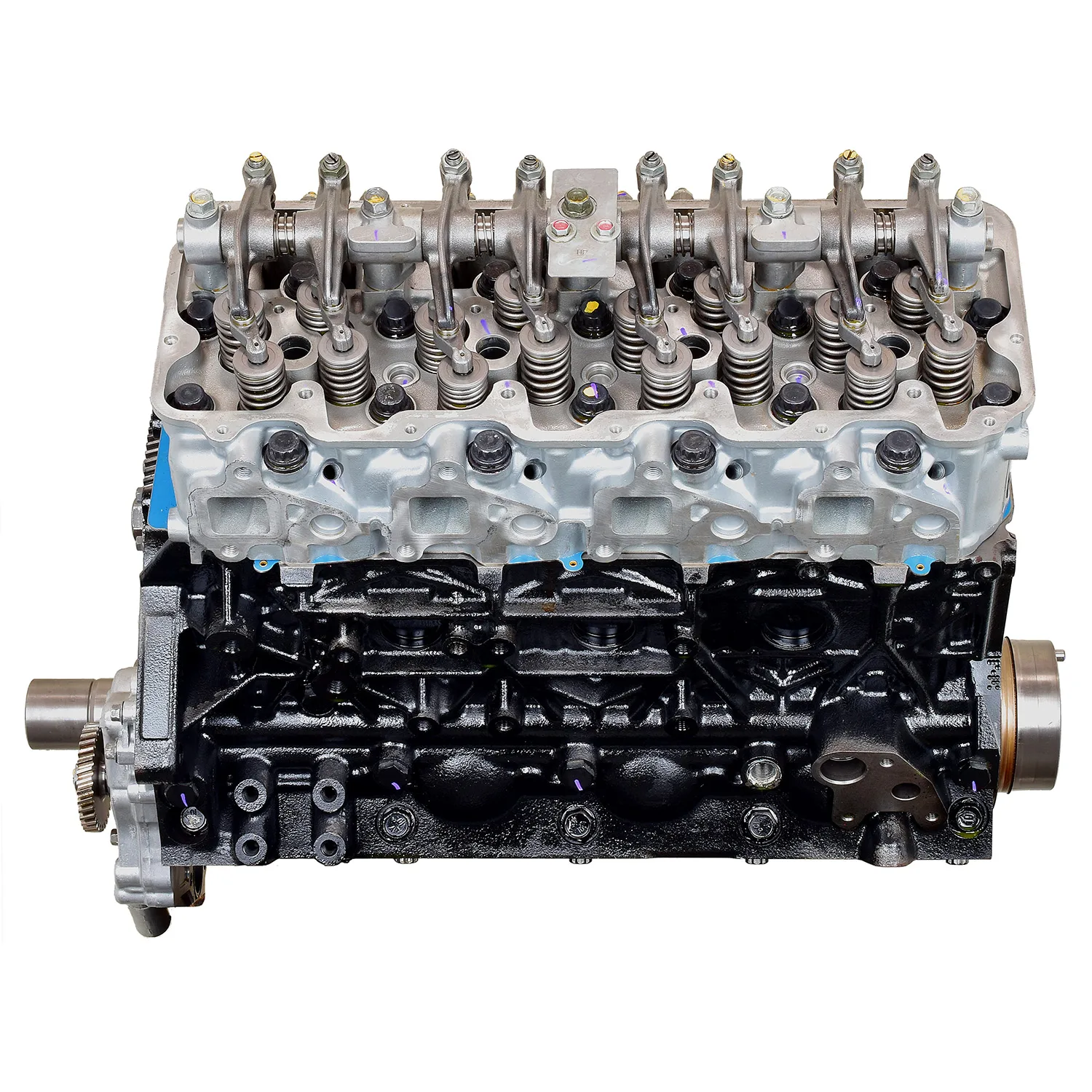Chevy Duramax 6.6L V8 LGL/LMH intake manifold and throttle body detail