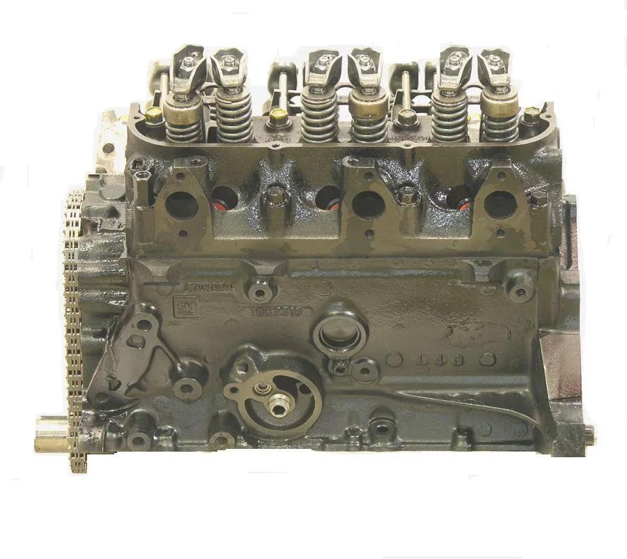 Chevy 3.1L V6 intake manifold and throttle body detail