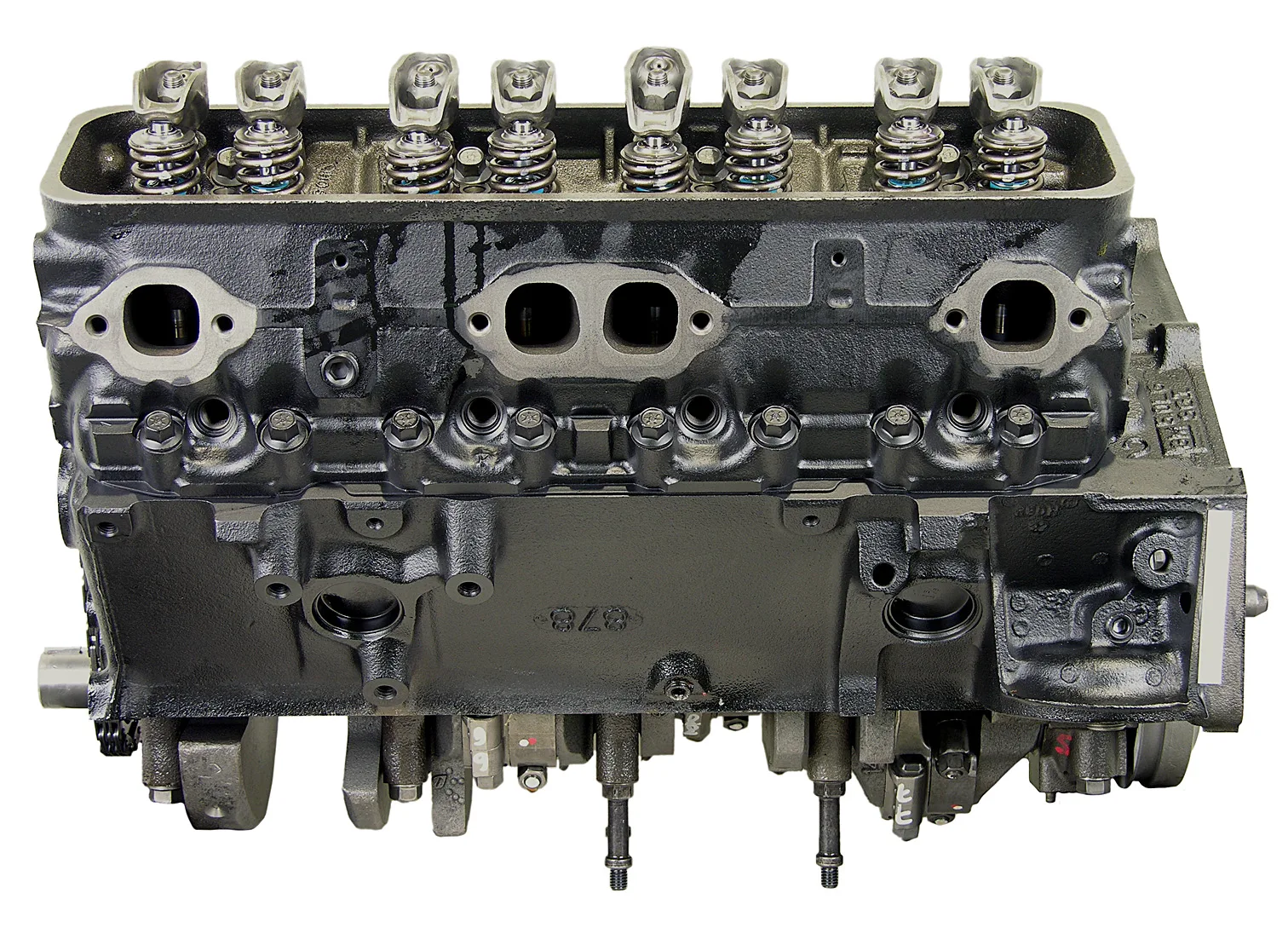 Chevy 305 5.0L V8 intake manifold and throttle body detail