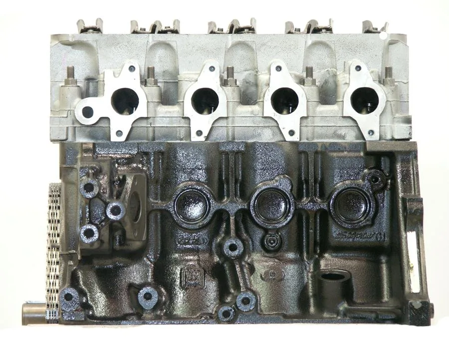 Chevy 2.2L L4 intake manifold and throttle body detail