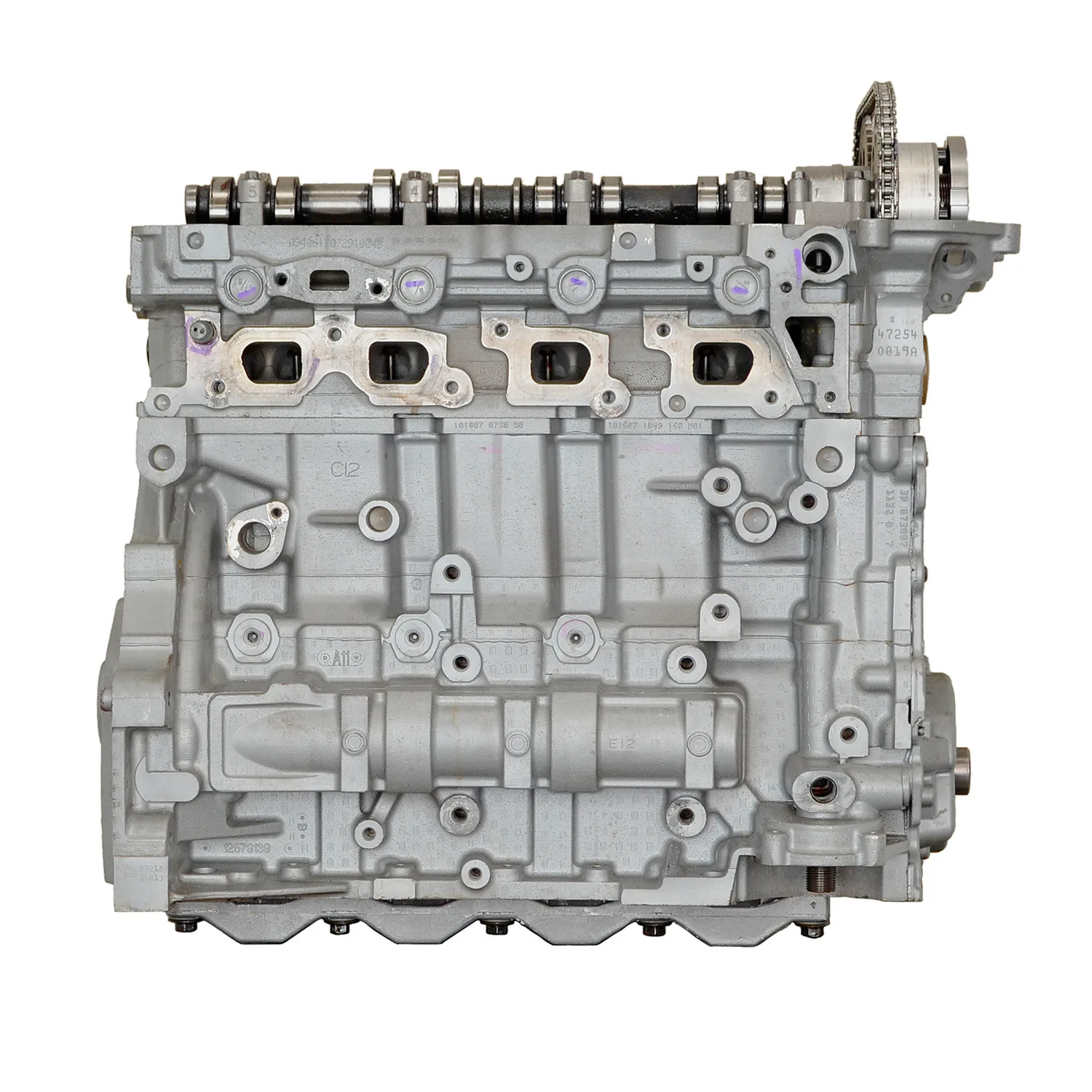 Chevy 2.9L LLV L4 intake manifold and throttle body detail