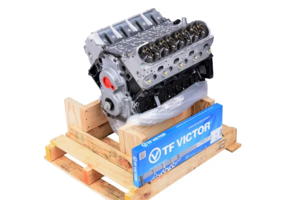 Chevy 5.3L V8 LMG Iron Block Vin O intake manifold and throttle body detail