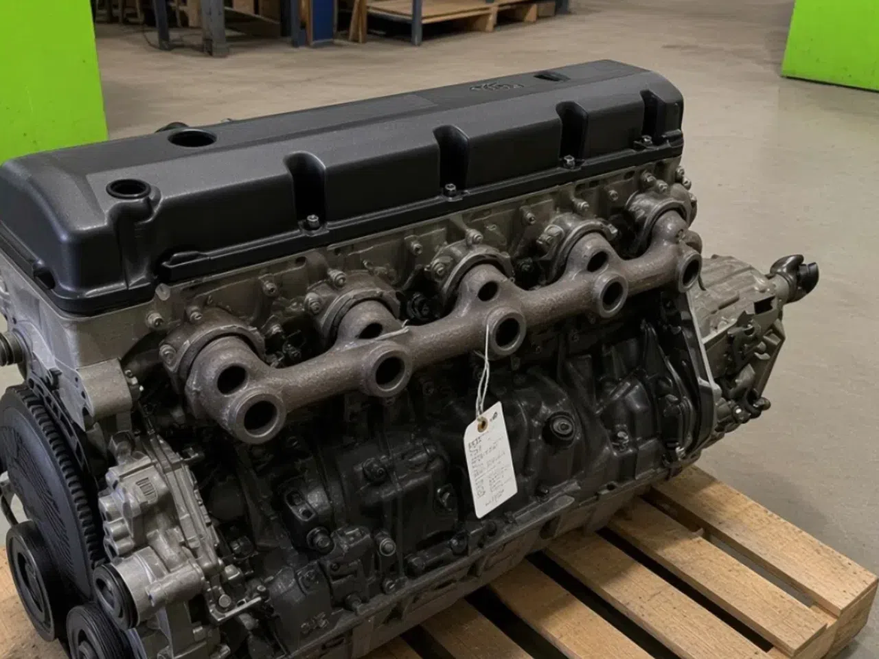 AMC/Jeep 4.2L I6 1975-1979 Engine — product photo