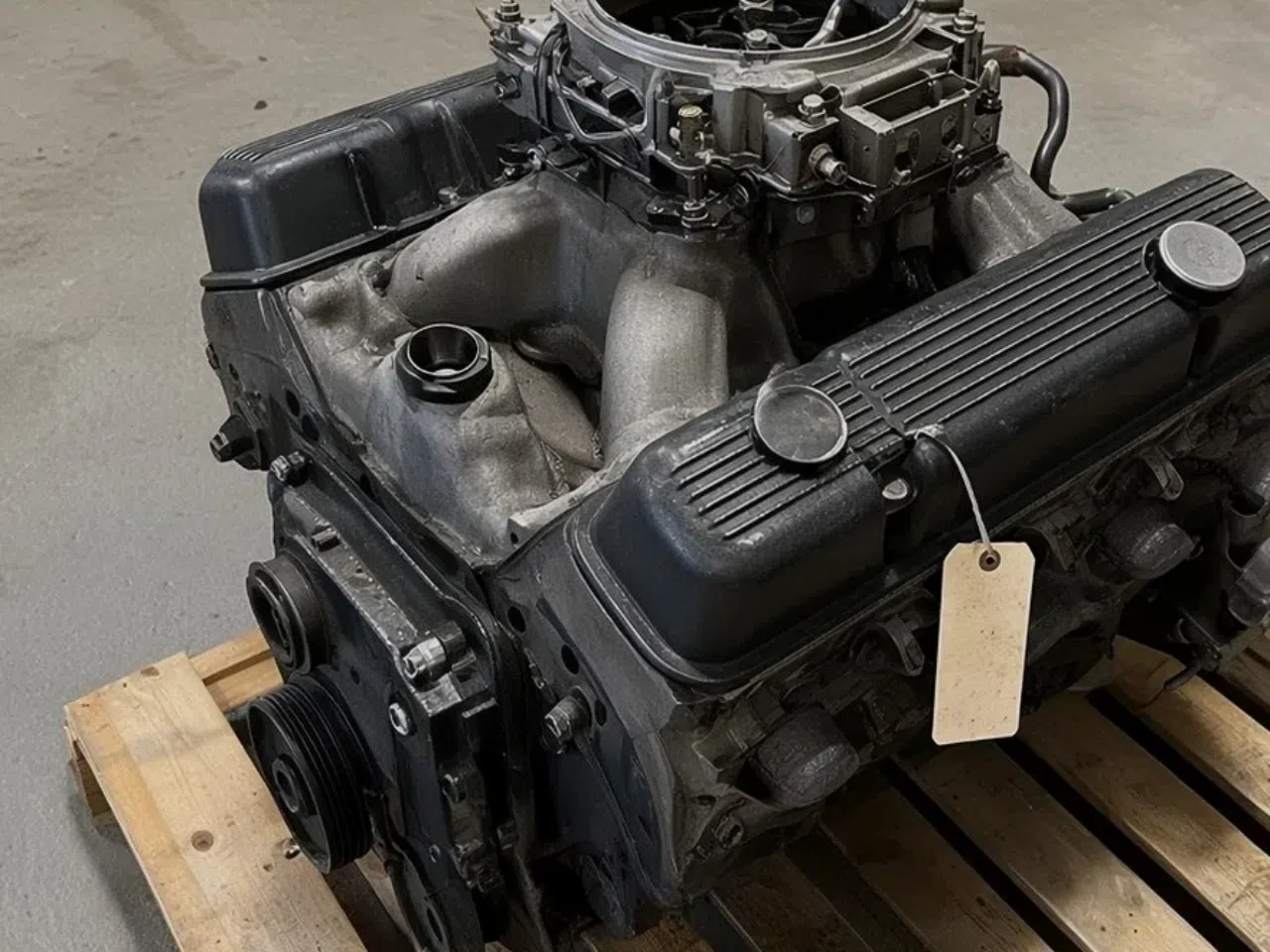 Chevy 350 2-Bolt 1979-1985 Engine — product photo
