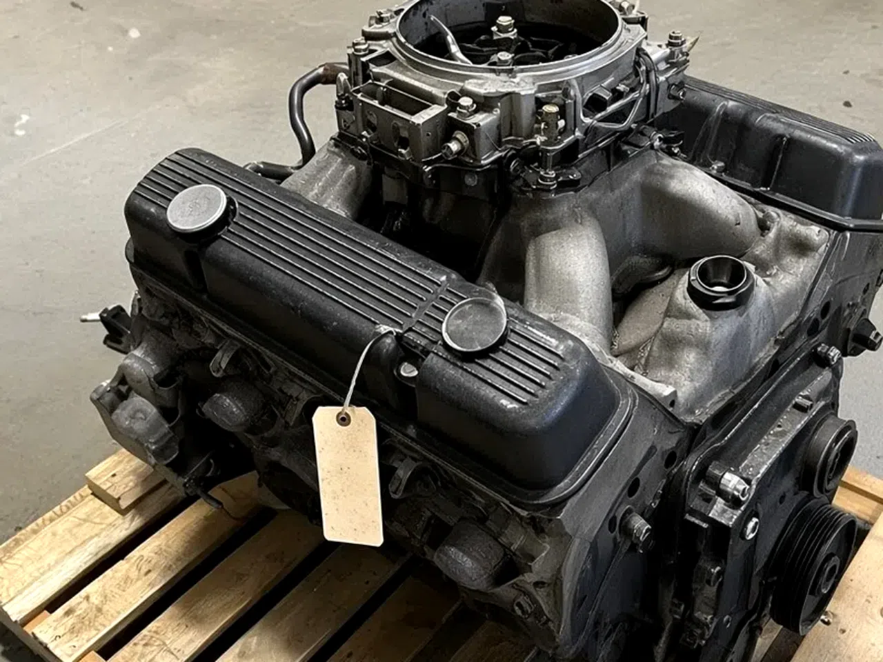 Chevy 350 2-Bolt 1987-1995 Engine — product photo