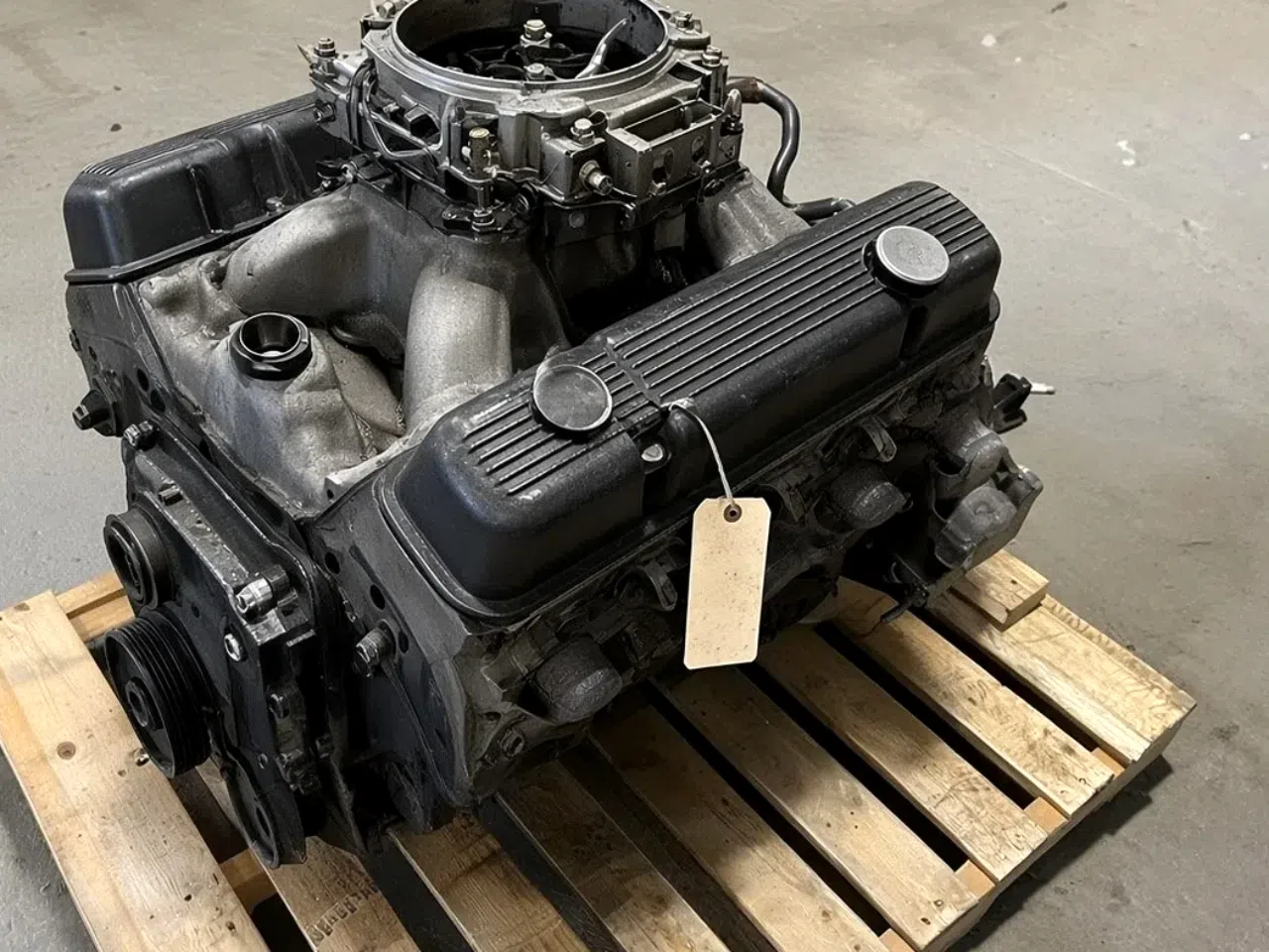 Chevy 350 4-Bolt 1986-1988 Engine — product photo