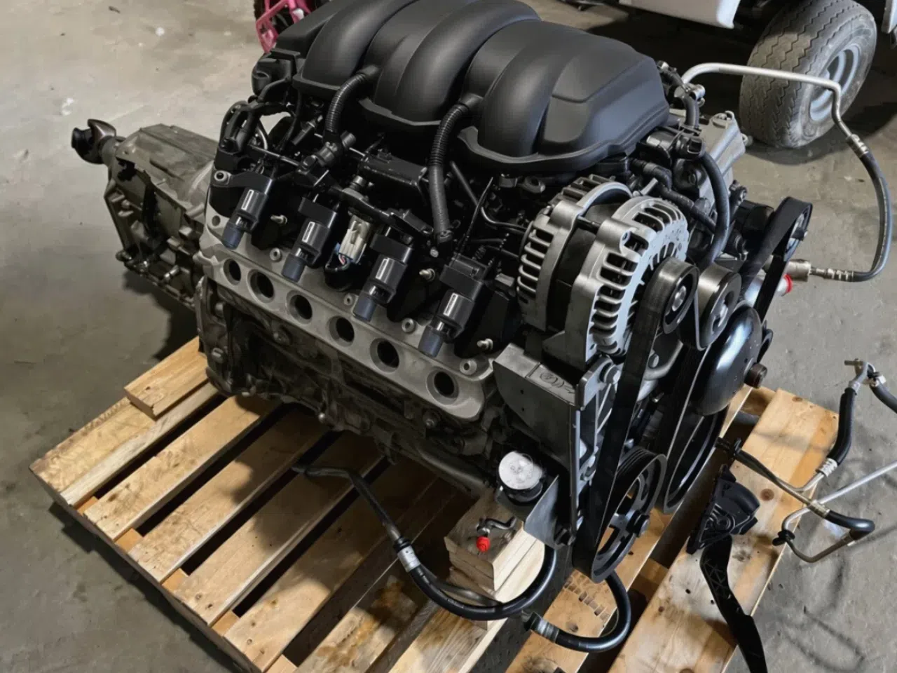 Chevy 4.8L LS 1999-2007 Engine — product photo