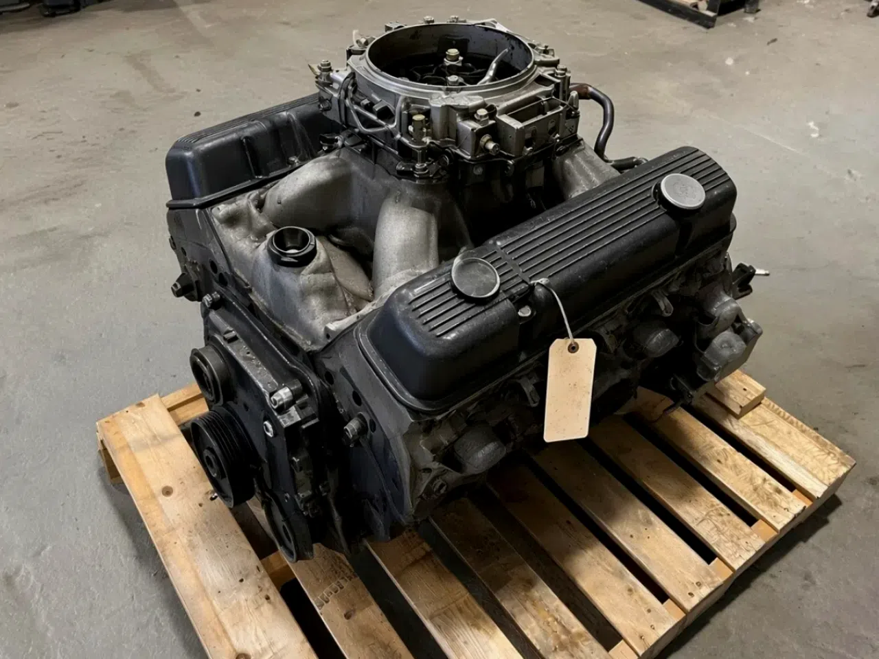 Chevy 454 7.4L 1991-1995 Engine — product photo