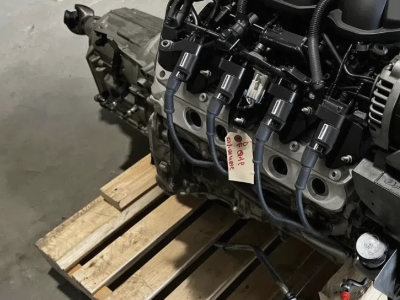 Chevy 5.3L LS4 FWD Engine for Sale — product photo