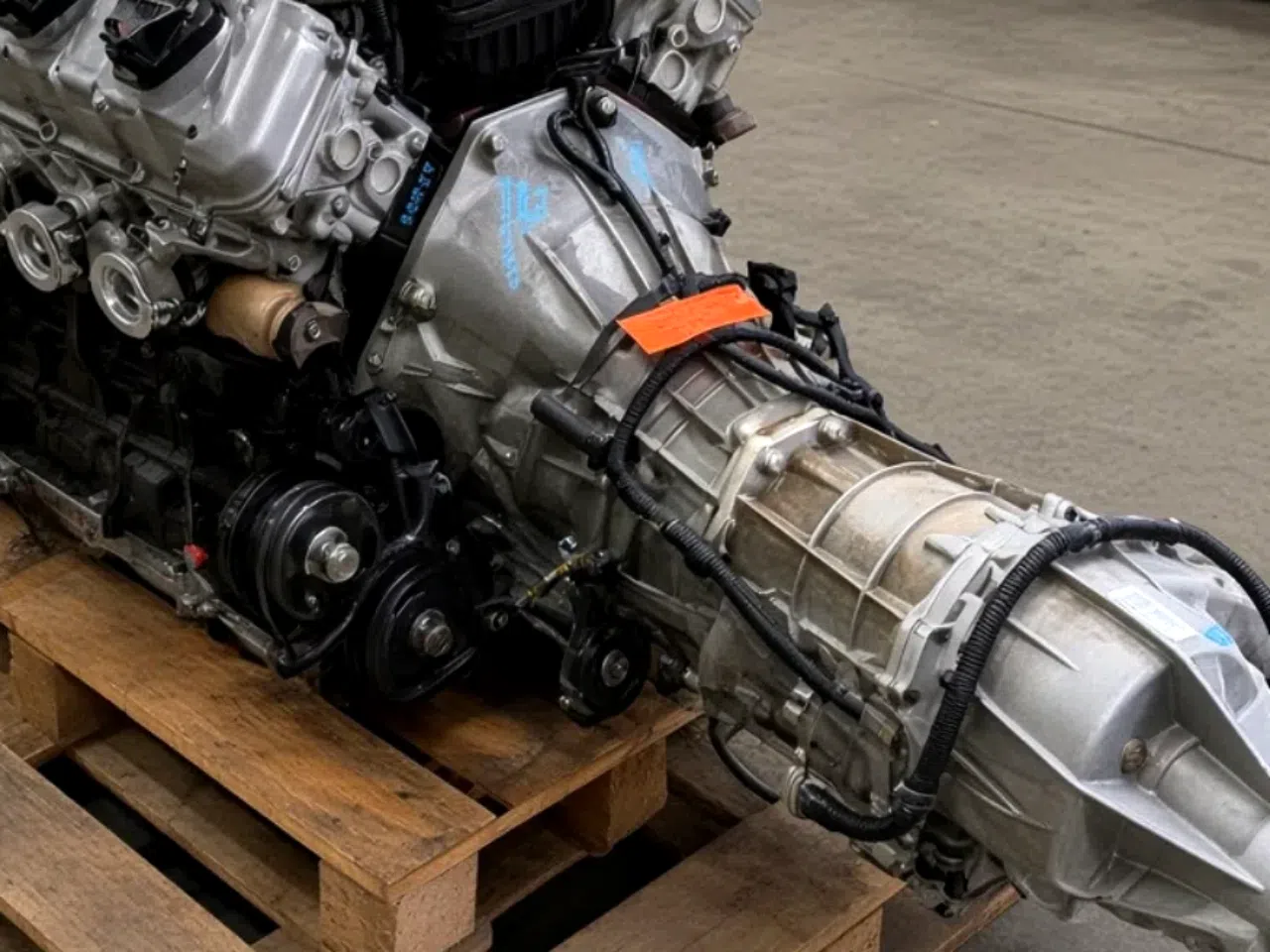 Chrysler/Dodge 4.0L V6 2007-2010 FWD Engine — product photo