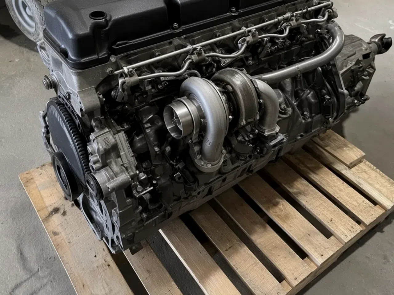 Cummins Engine for Sale main product image