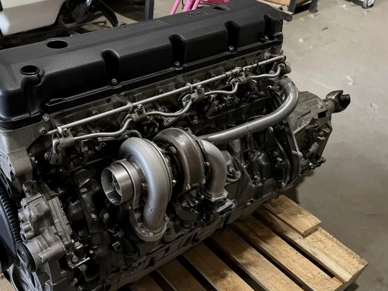 DD15 Engine for Sale — main product view