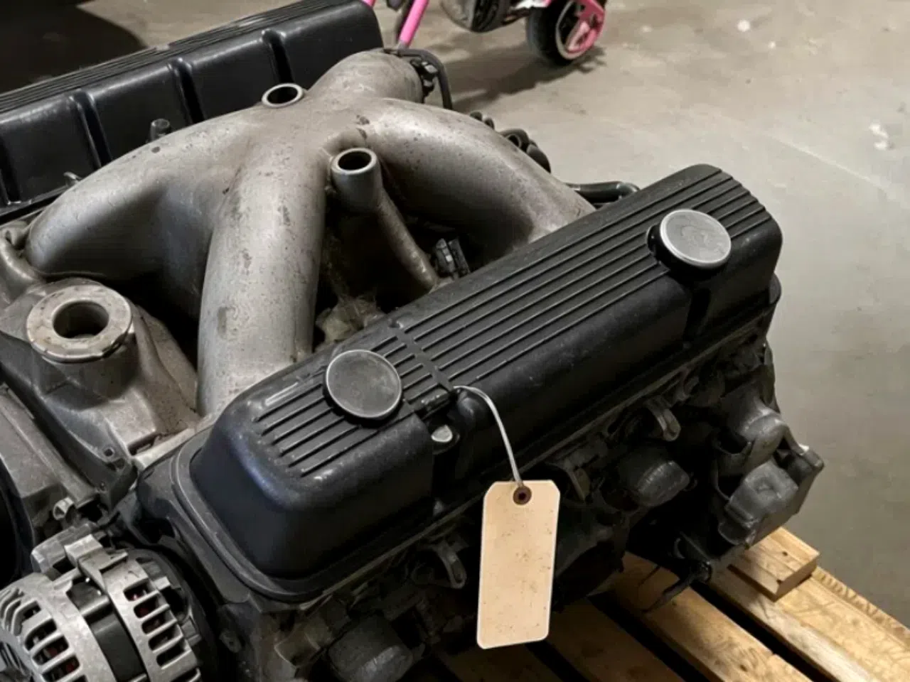 Dodge 3.9L V6 1992-2003 Engine — product photo