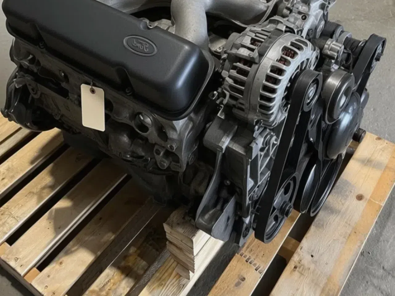 Dodge 5.2L V8 1992-2003 Engine — product photo