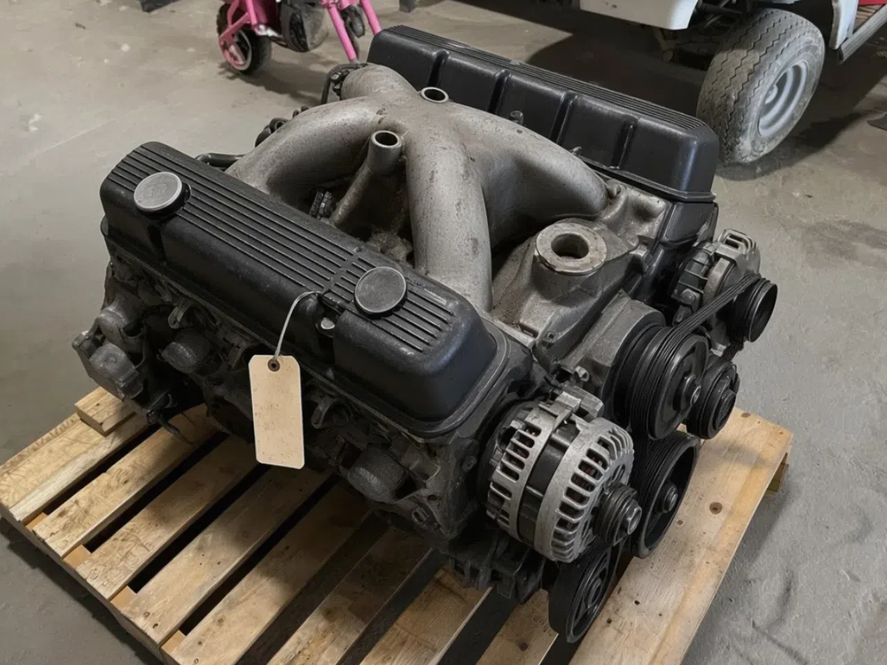 Dodge RAM 5.9L V8 1989-1990 Engine — product photo