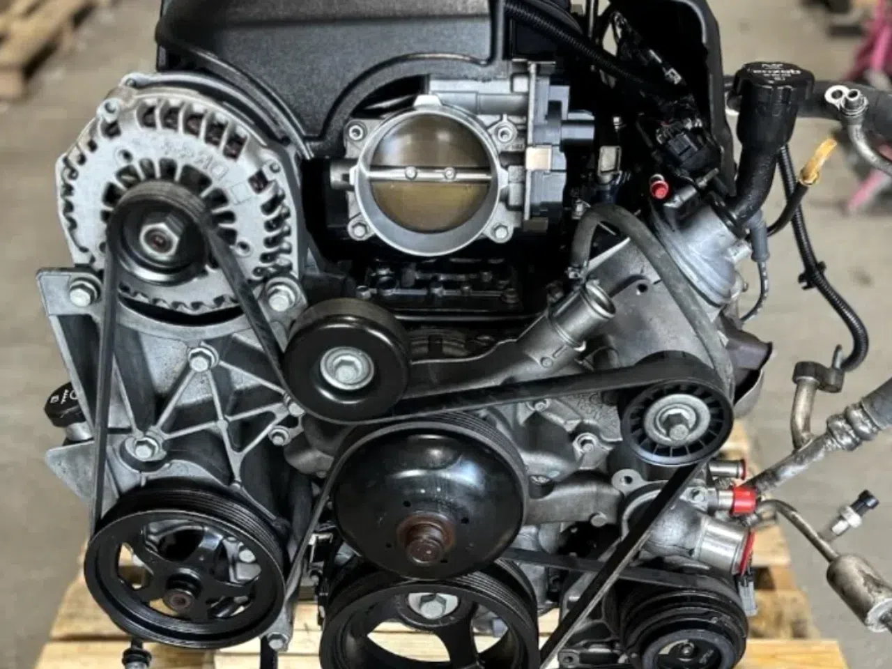 Ford 3.5L Explorer/Taurus Engine — product photo