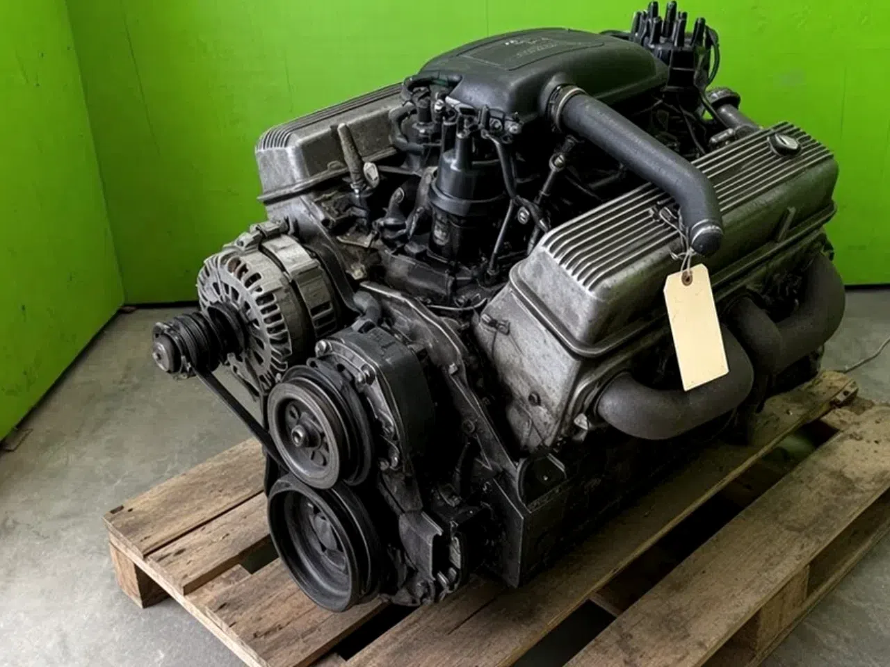 Ford 5.0L 1996-2001 Explorer Engine — product photo