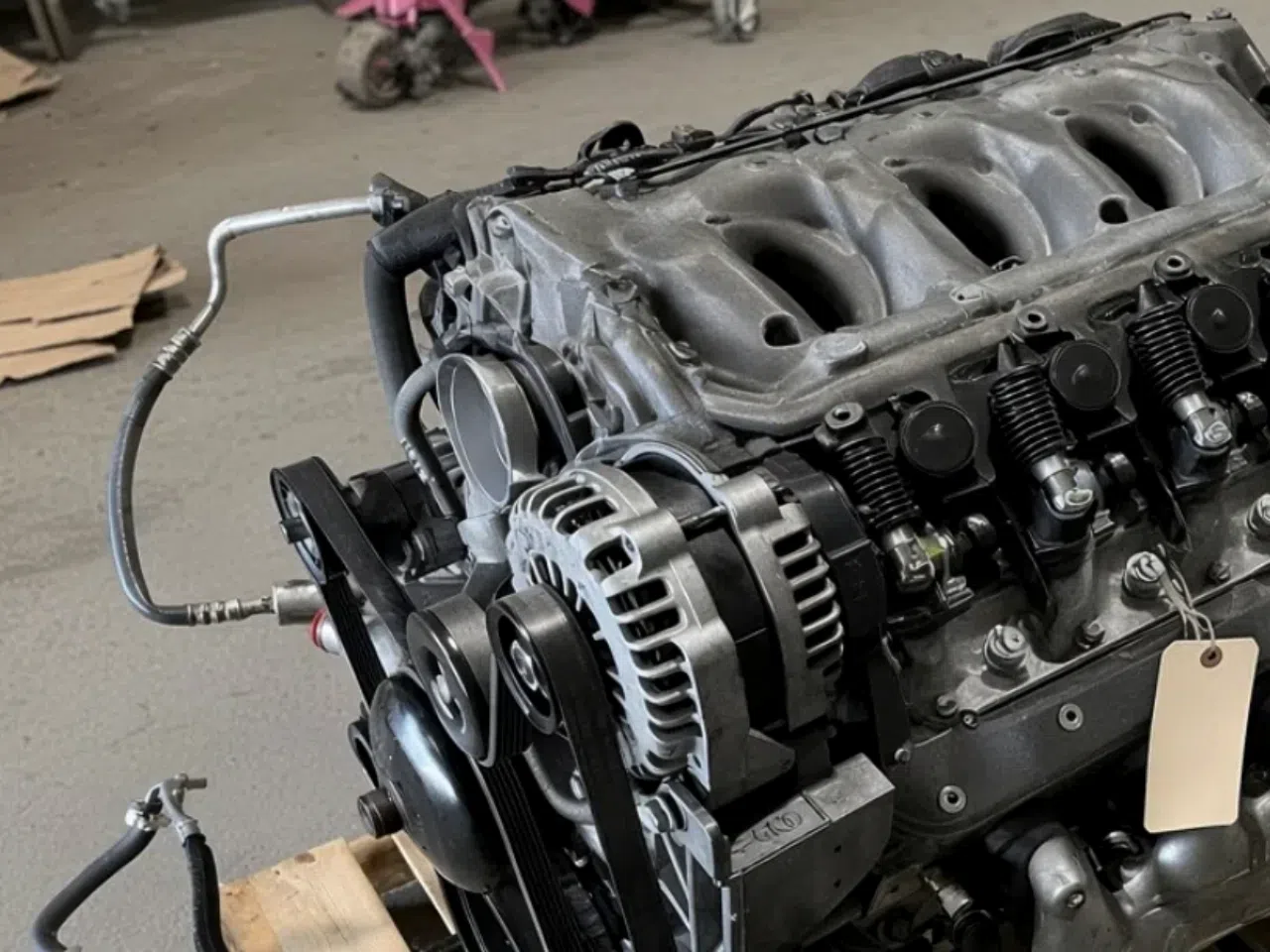 Ford 6.8L V10 3-Valve 2005-2008 Engine — product photo