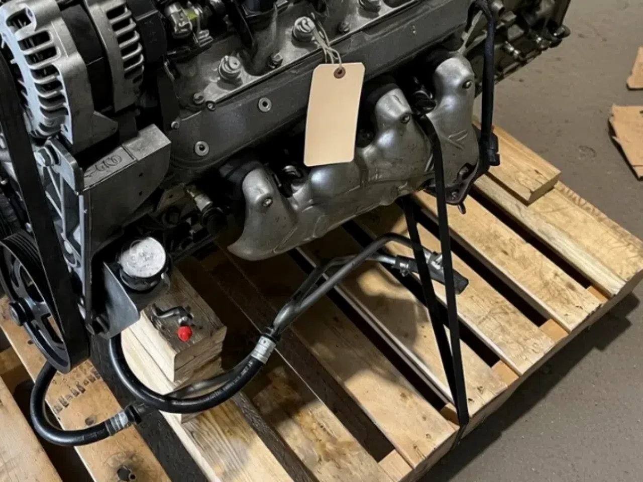 Ford 7.0L V8 Engine for Sale — product photo