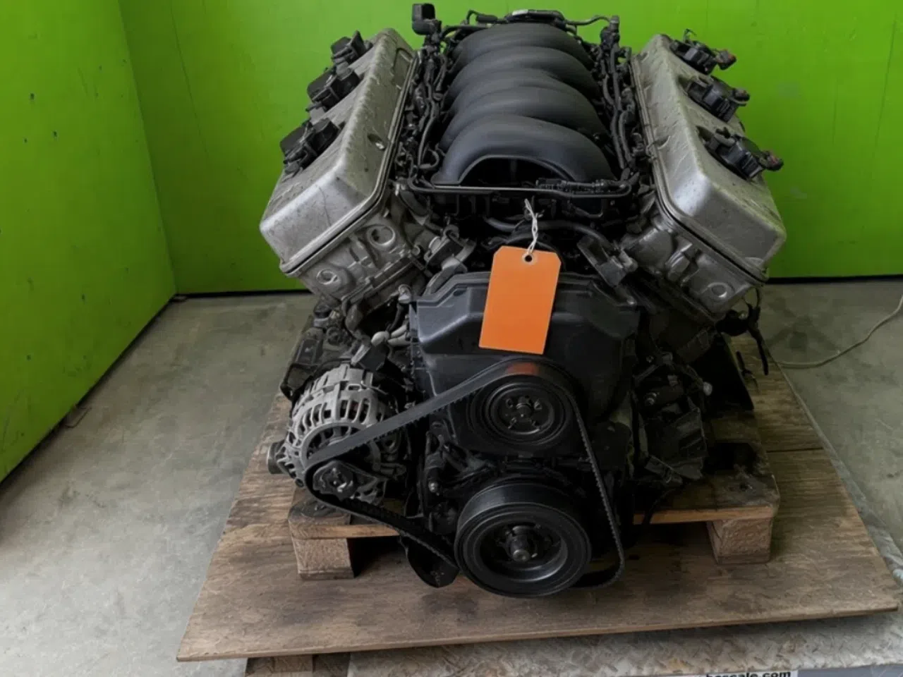 Hyundai Genesis/Equus G8BE 5.0L 2012-2014 Engine — product photo