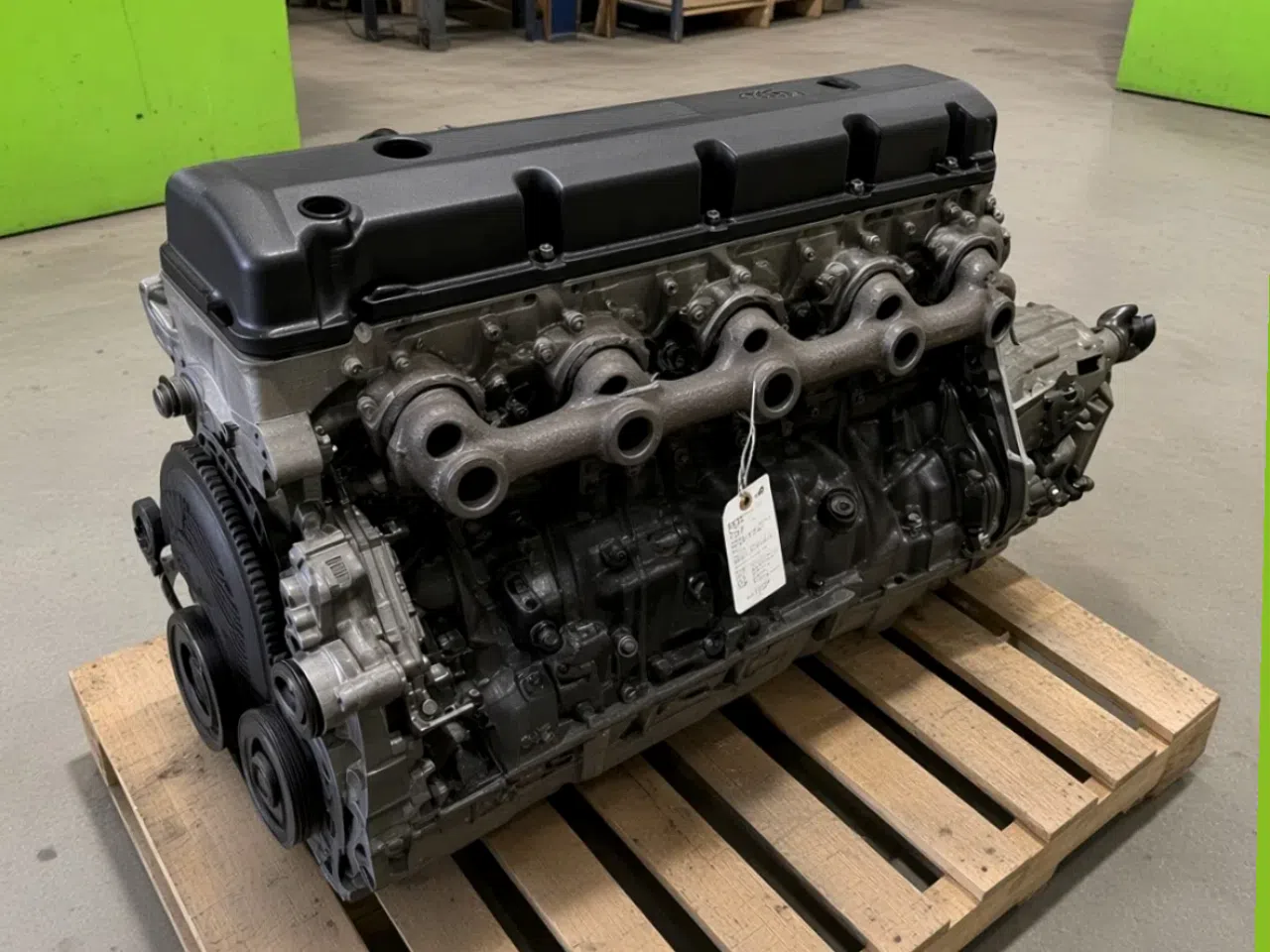 Jeep 4.0L I6 1996-1998 Engine — product photo