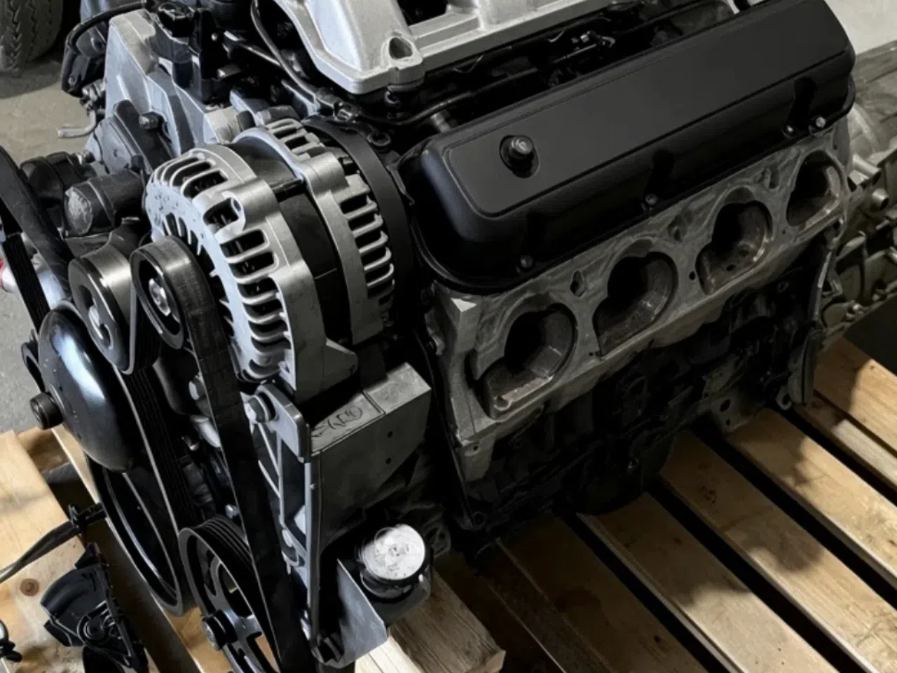LS2 Engine for Sale — main product view