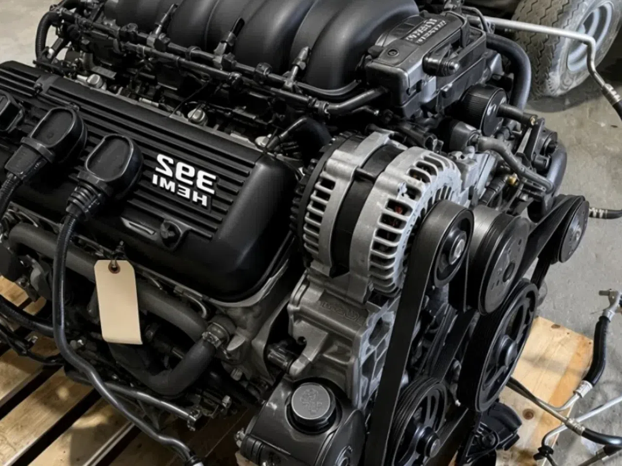 RAM 6.4L HEMI 2014-2022 HD Engine — product photo